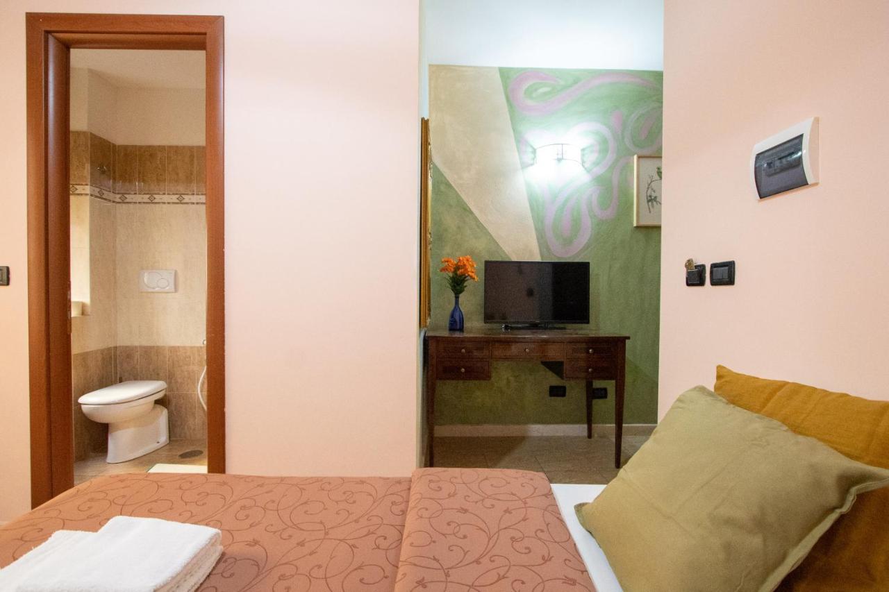 B&B Colorful Suite Yard Rome Bagian luar foto
