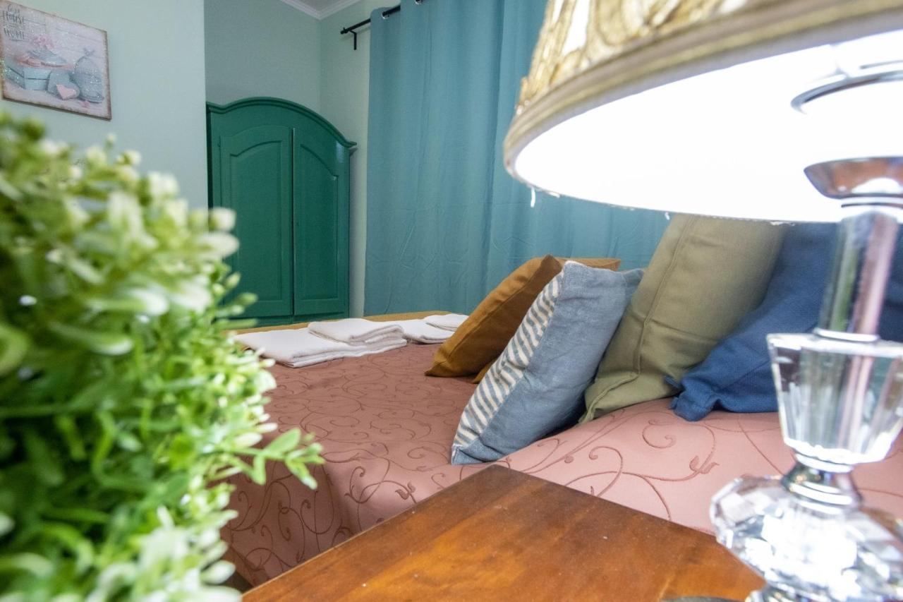 B&B Colorful Suite Yard Rome Bagian luar foto