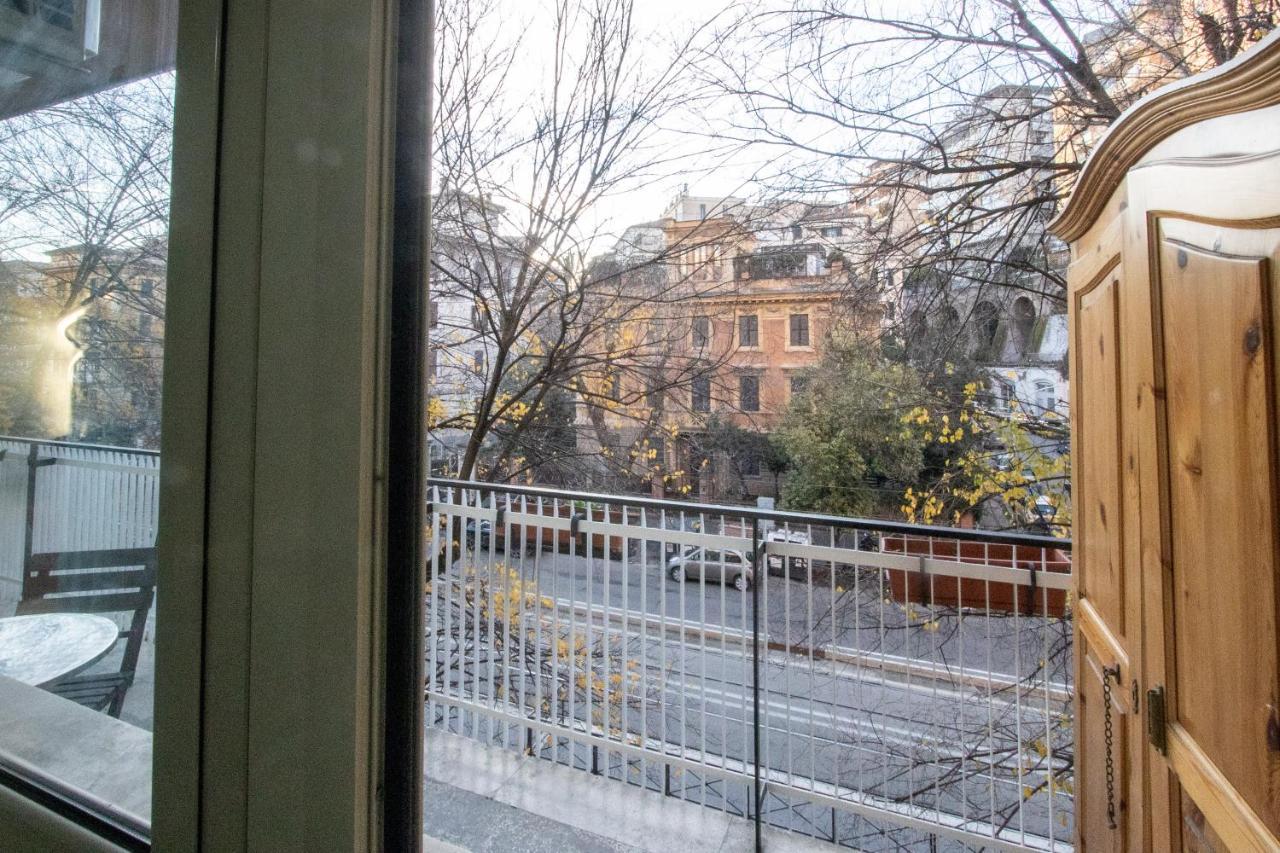 B&B Colorful Suite Yard Rome Bagian luar foto
