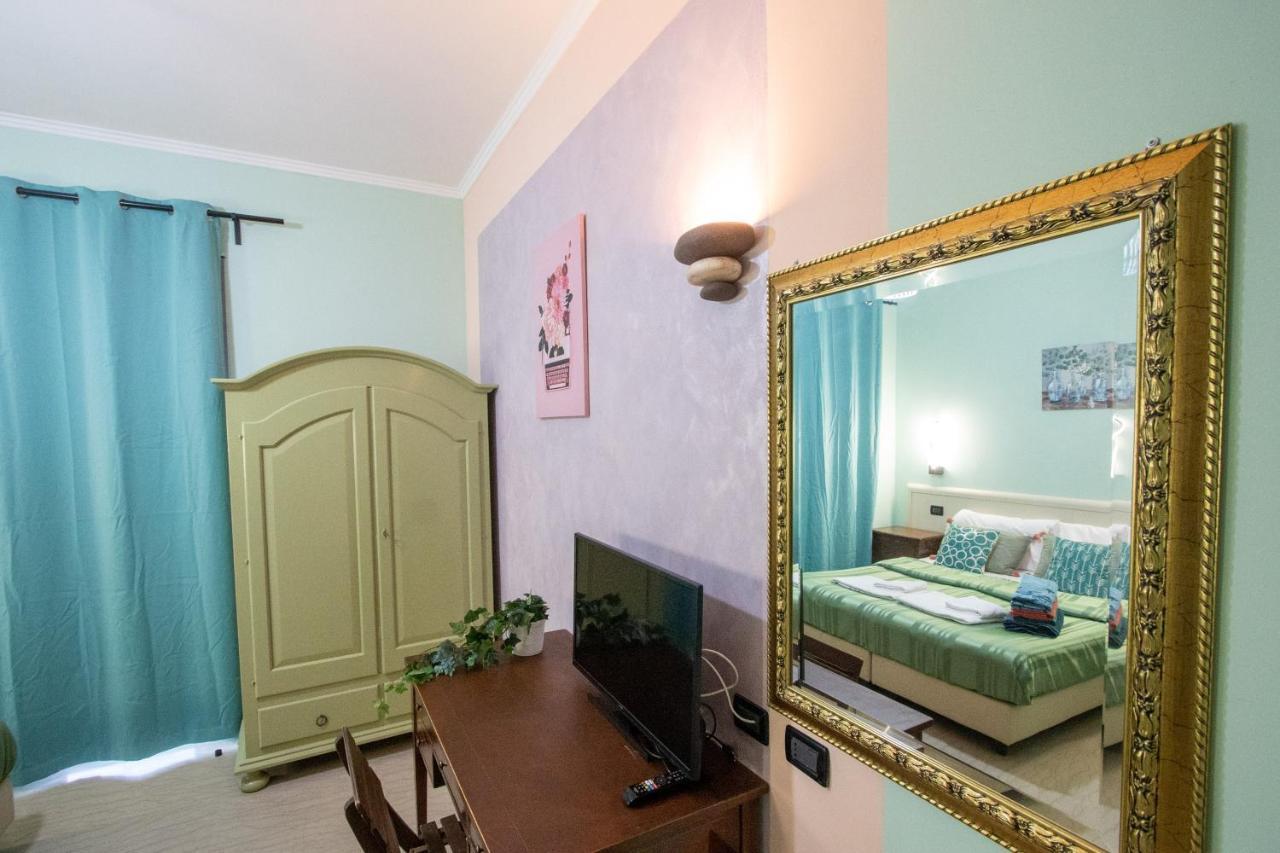 B&B Colorful Suite Yard Rome Bagian luar foto
