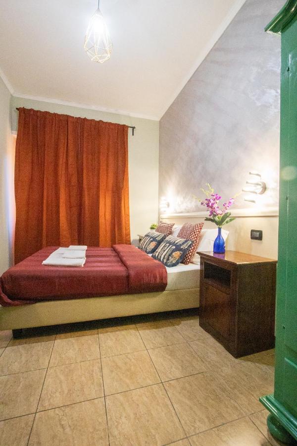 B&B Colorful Suite Yard Rome Bagian luar foto