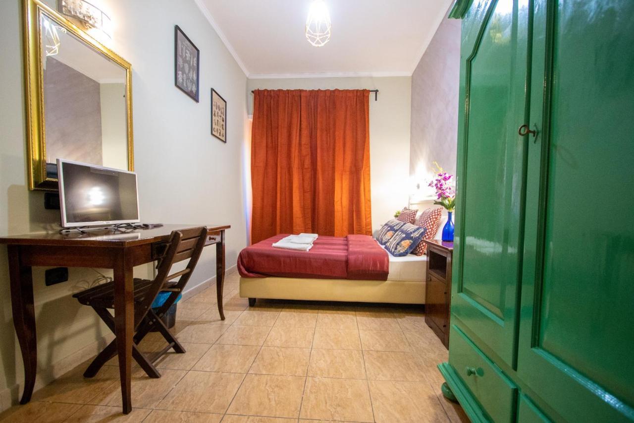 B&B Colorful Suite Yard Rome Bagian luar foto